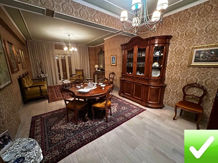 Appartamento con 5 locali in vendita in Reggio Calabria