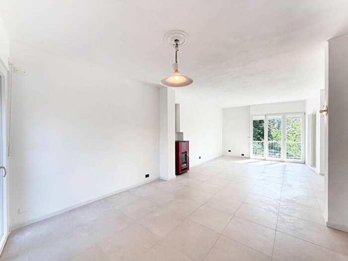 Appartamento con 5 locali in affitto in Quinzano, Verona