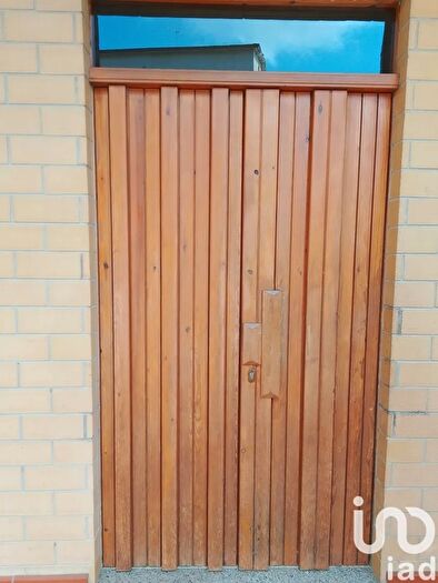 Appartamento con 6 locali in vendita in Via Vecchia Fermana, Montegranaro