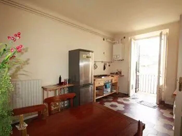 Appartamento con 5 locali in affitto in Lucca