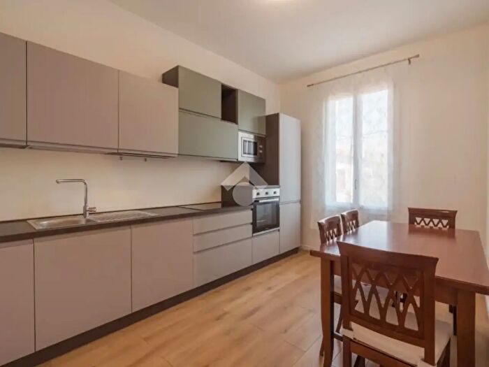 Appartamento trilocale in vendita in Via Agordat, Padova