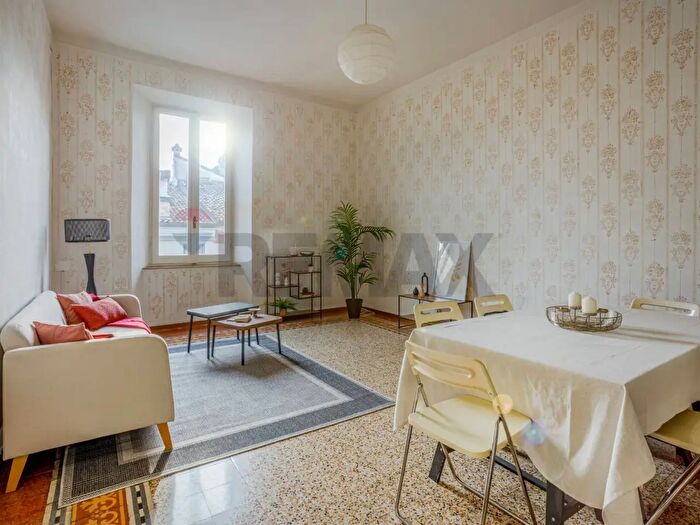 Appartamento trilocale in vendita in Borgo Venti Marzo, Parma