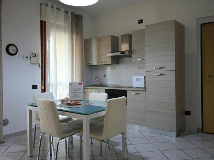 Appartamento monolocale in affitto in Via Robecco, Balsamo, Cinisello Balsamo