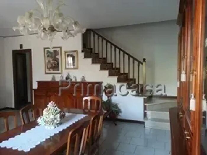 Casa con 6 locali in vendita in Bussolengo