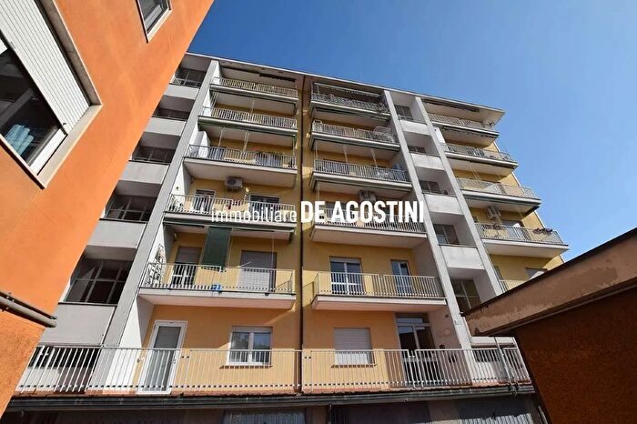 Appartamento trilocale in vendita in Via XX Settembre Arona Novara, Arona