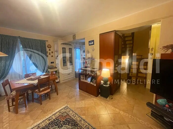 Casa con 5 locali in vendita in Via Torre Bianca, Messina