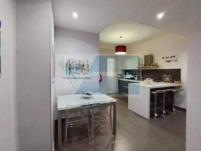 Appartamento trilocale in vendita in Siracusa