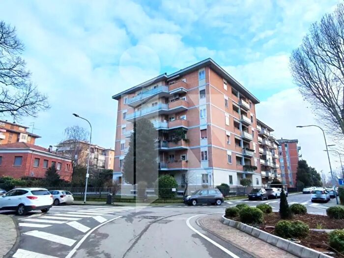 Appartamento trilocale in vendita in Via Carlo Goldoni, Mantova