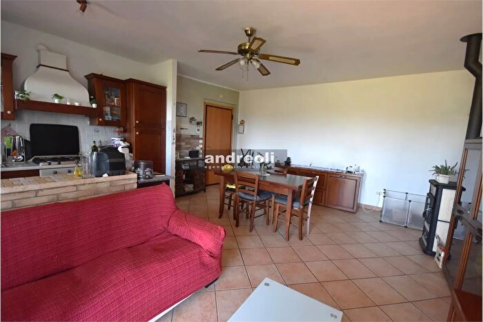 Appartamento quadrilocale in vendita in Monte San Vito