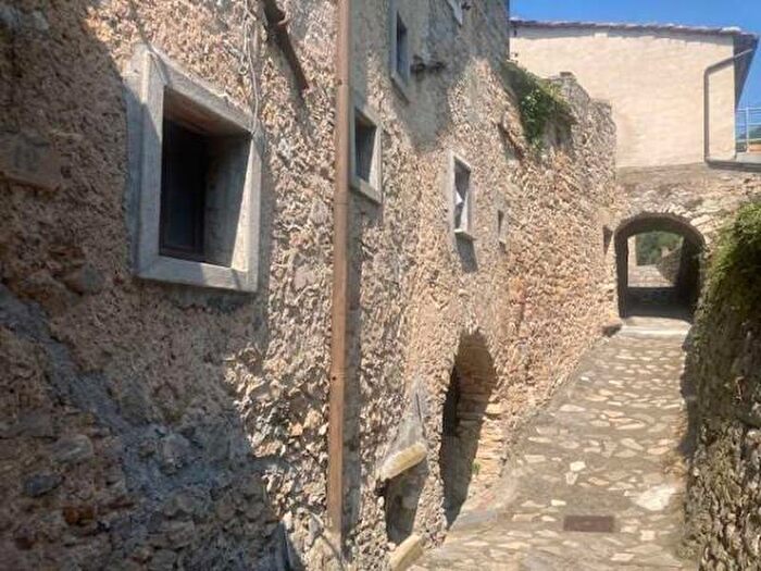 Casa quadrilocale in vendita in Erli