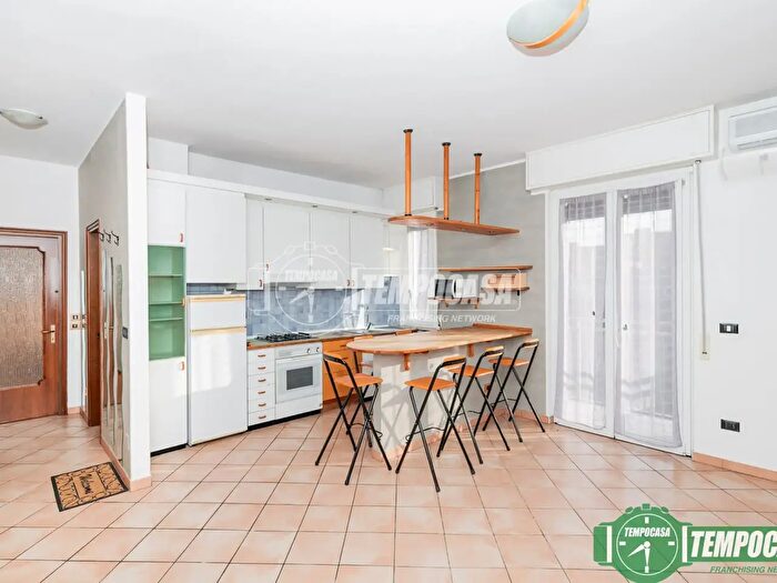 Appartamento bilocale in vendita in Via Padana Superiore, Vimodrone