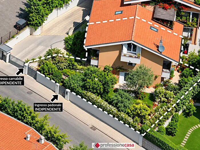 Appartamento con 5 locali in vendita in Via Abozzi, Sassari