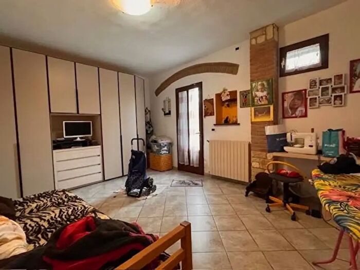Casa con 5 locali in vendita in Rosignano Marittimo