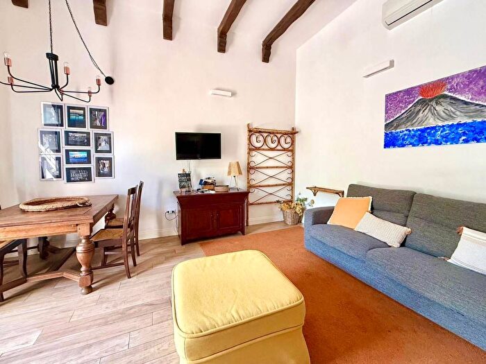 Appartamento bilocale in affitto in Via Annibale Caccavello, Vomero, Napoli