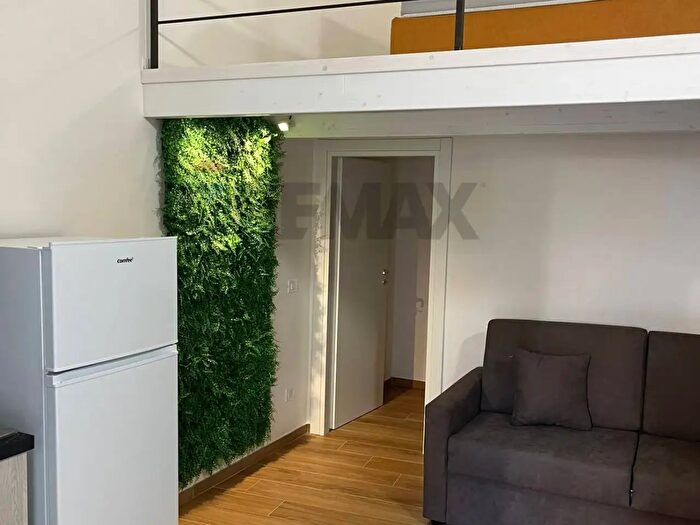 Appartamento con 6 locali in vendita in Via Caturca, Marsala
