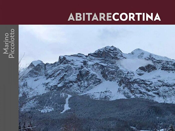 Appartamento con 6 locali in affitto in Località Cianderies, Centro, Cortina dAmpezzo