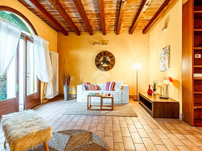 Casa con 5 locali in vendita in Via Savenella, Minerbio