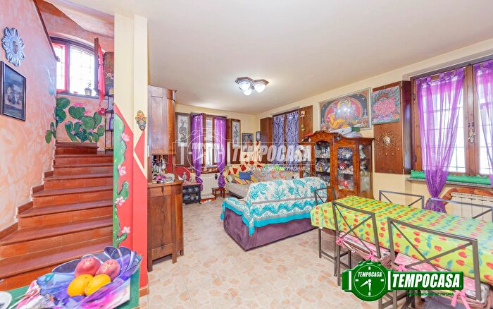 Casa quadrilocale in vendita in Via Don Giovanni Minzoni, Motta Visconti