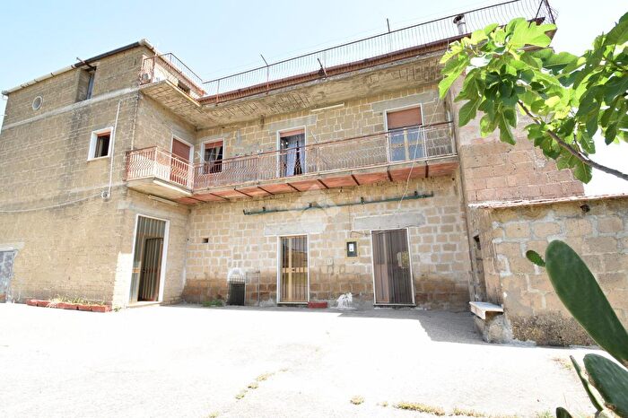 Casa con 5 locali in vendita in Frazione Capitone, SantAgata De Goti