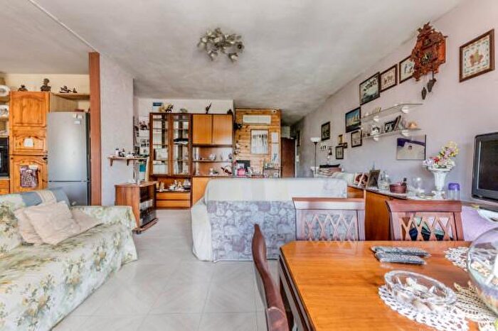 Appartamento trilocale in vendita in Via Conti dAnagni, Latina