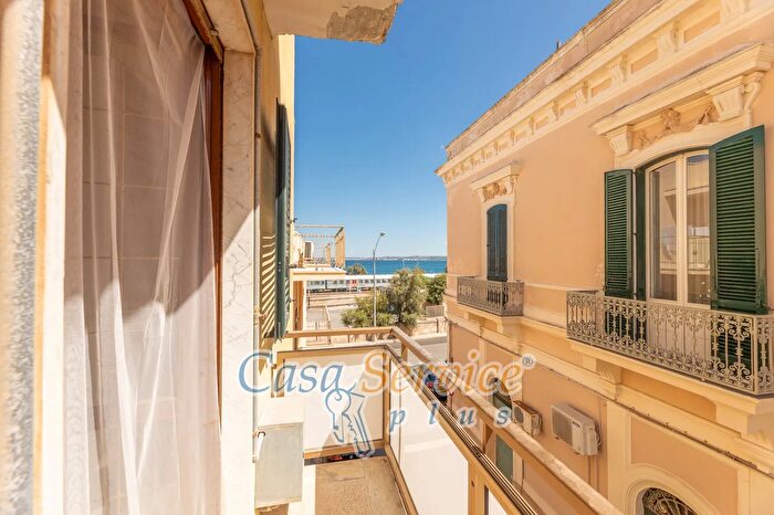 Appartamento trilocale in vendita in Via Bartolomeo Ravenna, Gallipoli