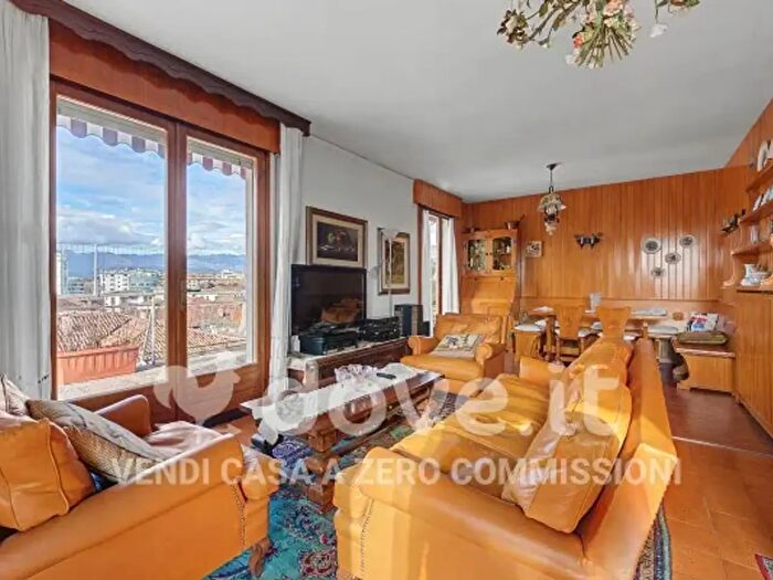 Appartamento quadrilocale in vendita in Viale Istria, Conegliano