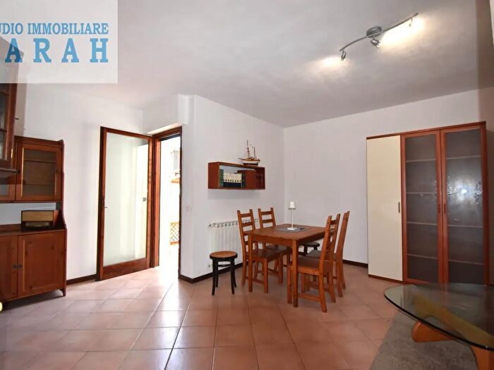 Appartamento con 5 locali in vendita in Via delle Stelle, Viareggio