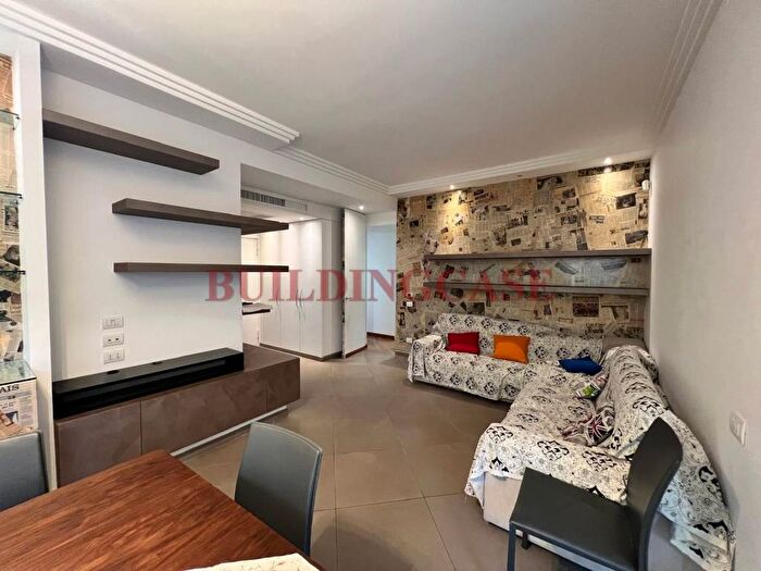 Appartamento trilocale in affitto in Via Casamari, Marconi, Roma