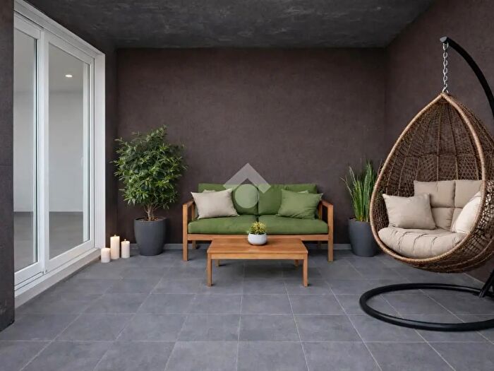 Appartamento trilocale in vendita in Via Catullo, Castelnuovo Del Garda