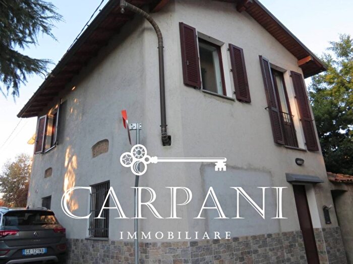 Appartamento trilocale in affitto in Via Giuseppe Verdi, Centro, Lurate Caccivio