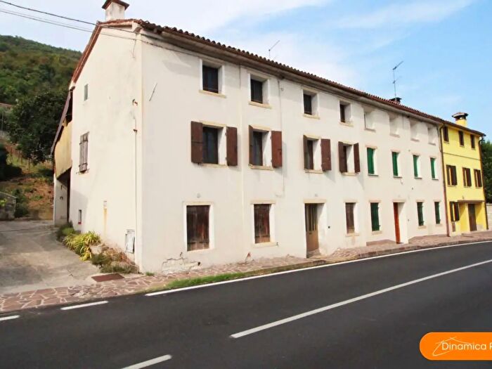 Casa con 5 locali in vendita in Via Garibaldi, Valdobbiadene