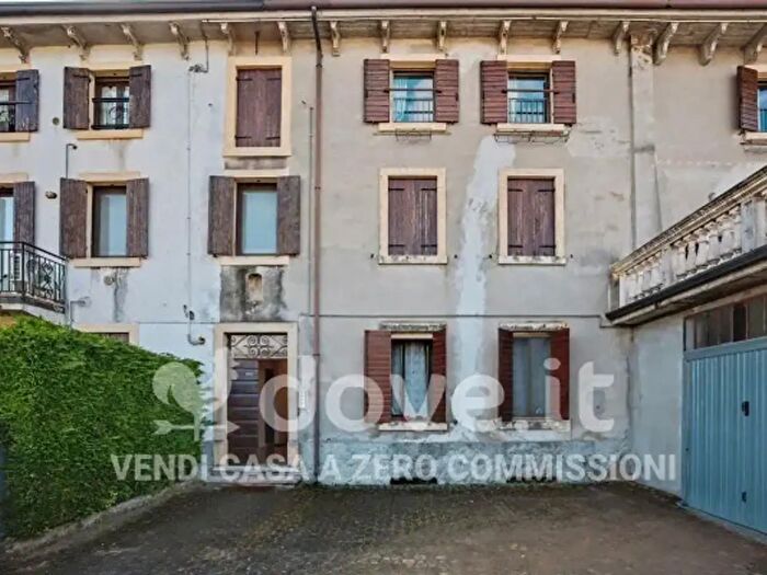 Appartamento bilocale in vendita in Via Don C Biasi, San Pietro In Cariano