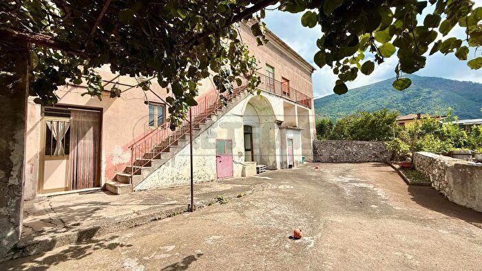 Casa con 5 locali in vendita in Bracigliano