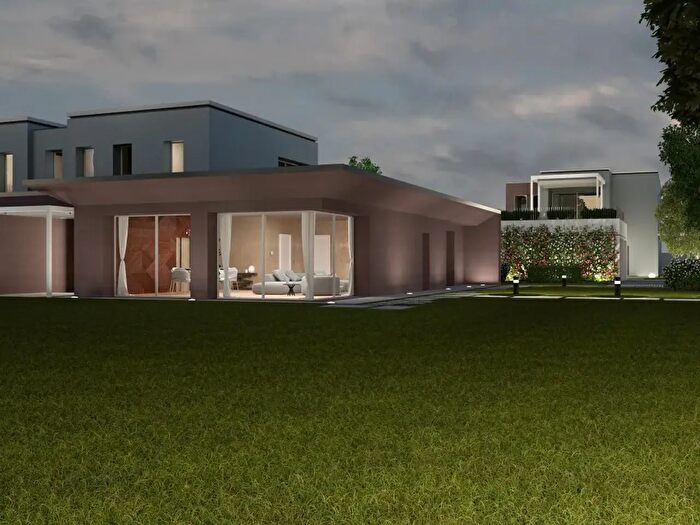 Appartamento con 5 locali in vendita in Treviso