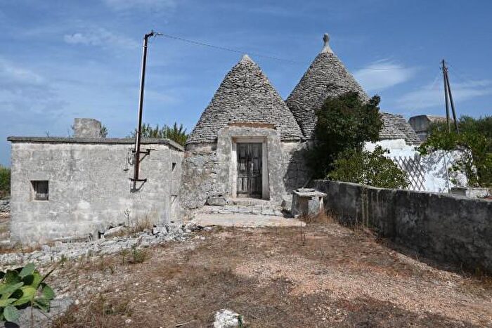 Casa trilocale in vendita in Strada Comunale Pozzo Masiello, Locorotondo
