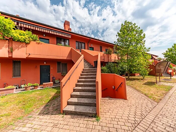 Appartamento quadrilocale in vendita in Via Pogliano, Lainate