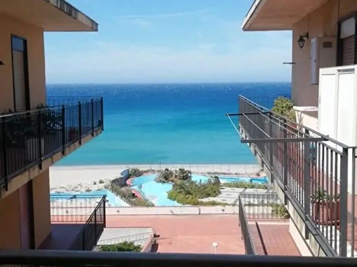 Appartamento quadrilocale in vendita in Via Nazionale Mortelle, Messina