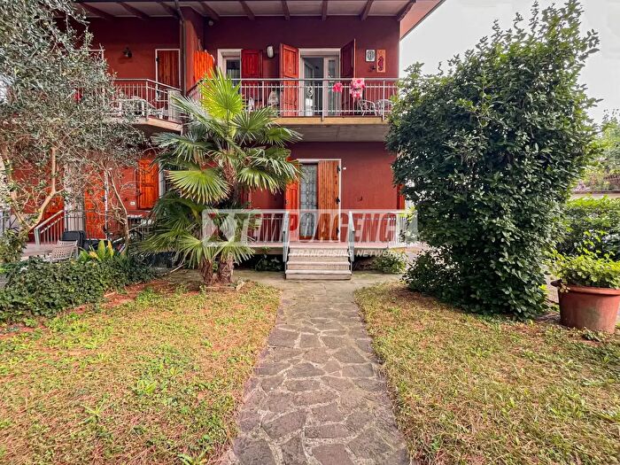 Appartamento trilocale in vendita in Via Gargano, Cervia