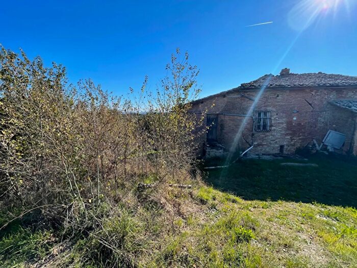 Casa con 15 locali in vendita in Il Campo, Siena