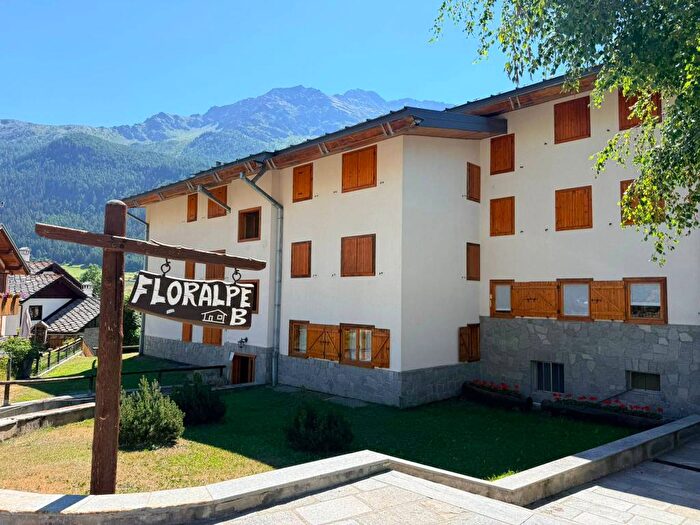 Appartamento bilocale in affitto in Frazione Petite Golette, Centro, La Thuile