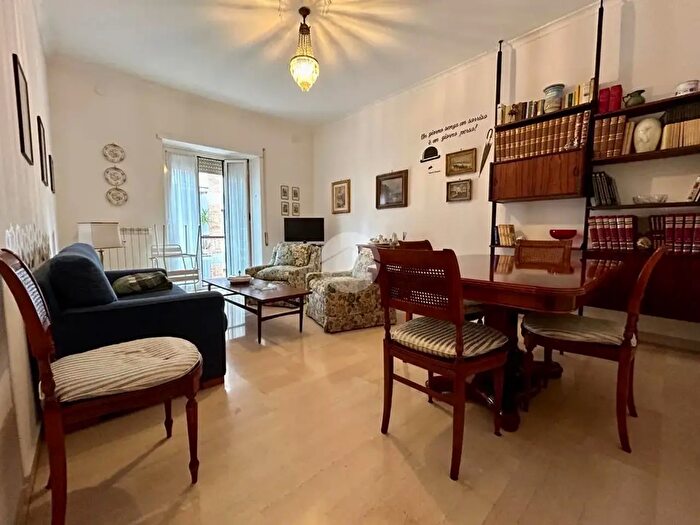 Appartamento trilocale in affitto in Via Francesco Catel, Roma