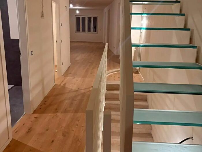 Casa con 6 locali in vendita in Piazza San Michele, Lucca