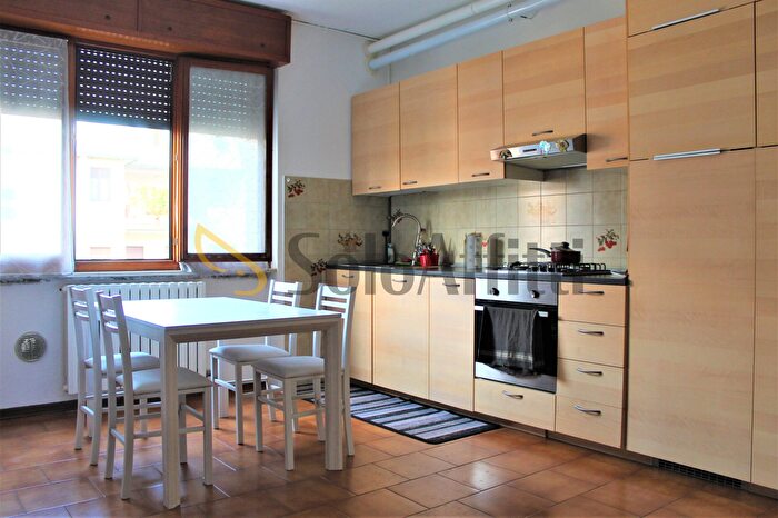 Appartamento bilocale in affitto in Via Micca, Parabiago