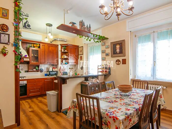 Appartamento quadrilocale in vendita in Via Giovanni Verardo Zeviani, Verona