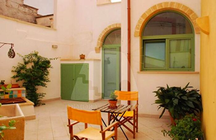 Casa bilocale in vendita in Via Tenente a Pedaci, PresicceAcquarica