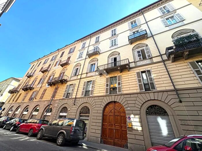 Appartamento bilocale in vendita in Via Melchiorre Gioia, Torino