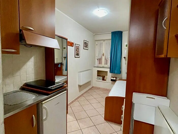 Appartamento monolocale in vendita in Strada XX Settembre, Parma