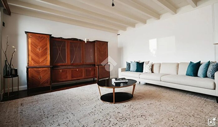 Casa trilocale in vendita in Via Chiesa Nuova, San Pietro Mussolino