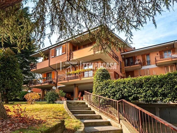 Appartamento trilocale in vendita in Corso Italia, Castagneto Po