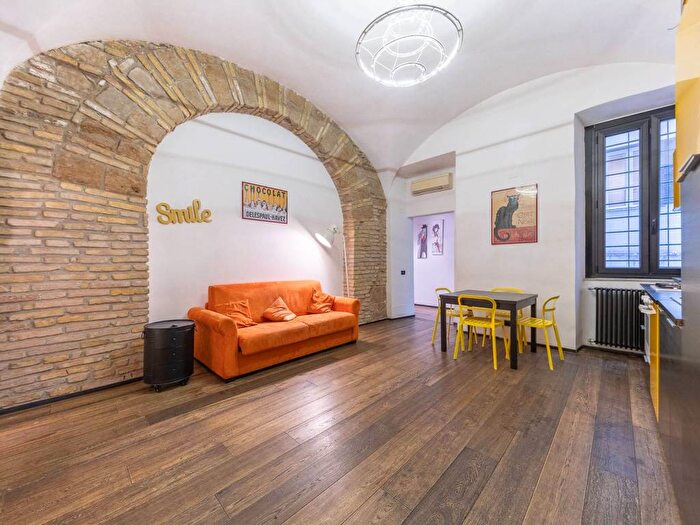 Appartamento bilocale in affitto in Via Agostino Bertani, Trastevere, Roma